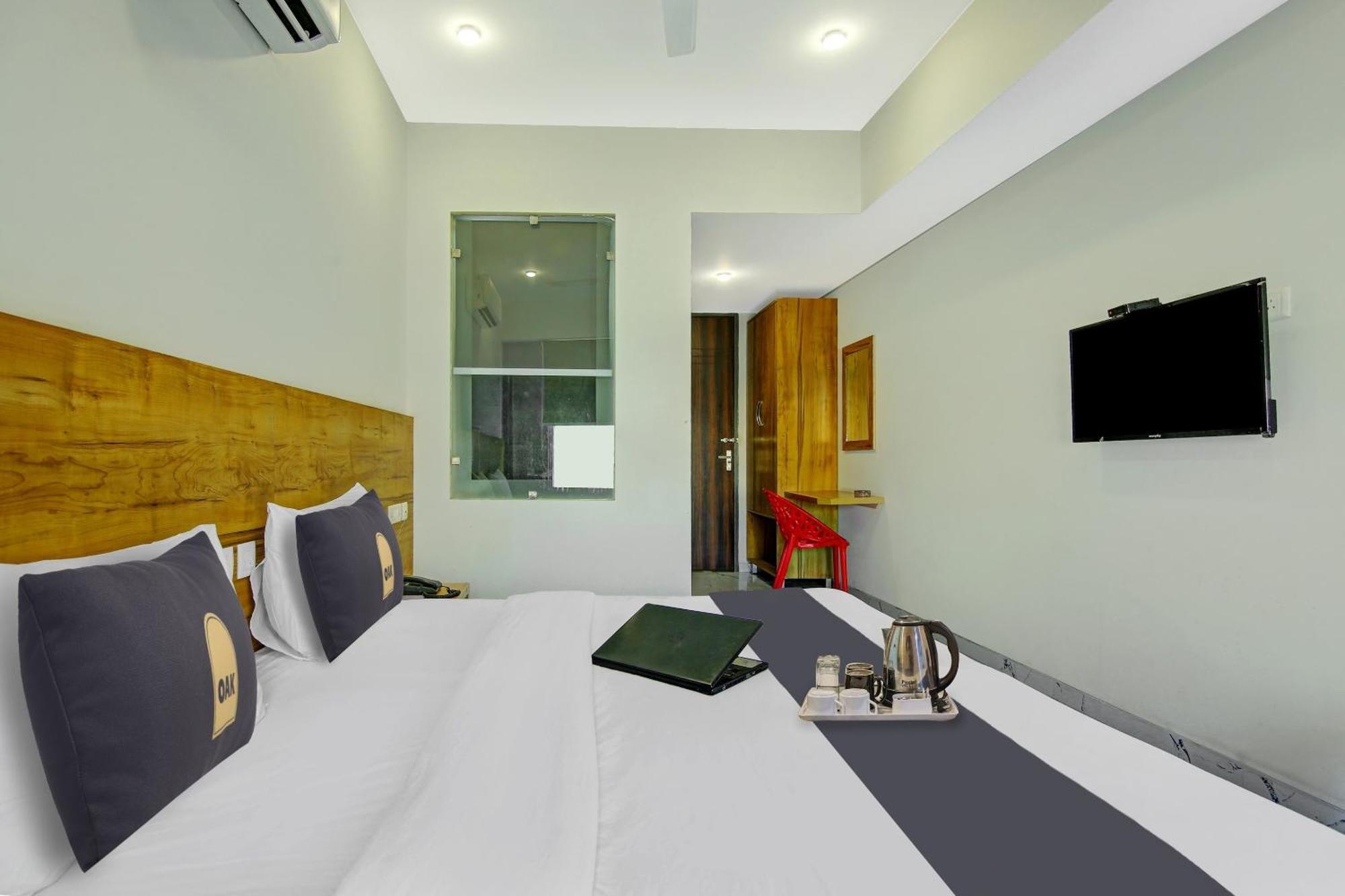 Super Townhouse Geetanjali Inn Gurgaon Exterior photo